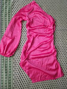 One-Shoulder Ruched Mini Dress! 🍧🎀