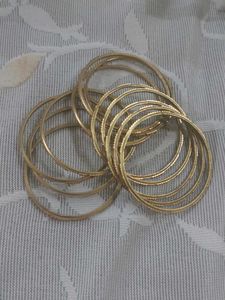 Set of 12 Gold &amp; Rust metallic Bangles