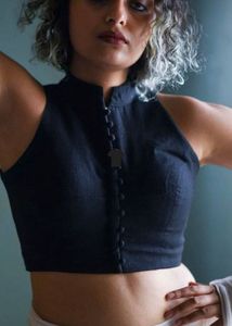 Chic Black Cropped Blouse