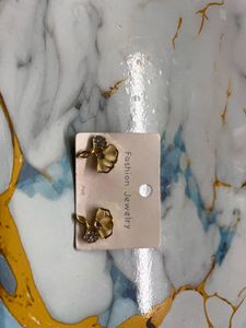 Fashionable Flower Stud Earrings