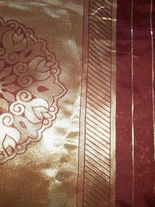 Elegant Maroon Paisley Saree with Blouse piece.