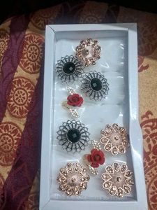 Set of 2 statement Rings