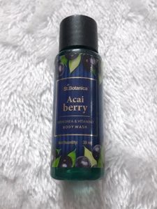 St.botanica Acai berry Body Wash