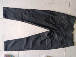 Stylish Black Jeans