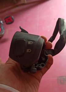 handle switch pulsar 180, Working Condition