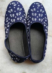Cute Navy Blue Bow Flats