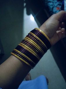 Elegant Bangle Set - Gold and Black
