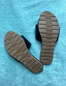 🖤Women’s Trendy Brand New Black Mules Flats🖤