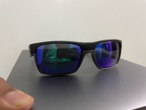 Sports Blue Mirrored Sunglasses