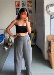 Sleek grey pant