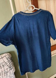 👕Cool Graphic T-Shirt