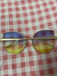 Stylish Cat-Eye Sunglasses
