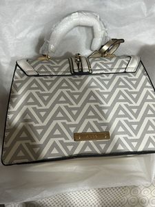 Chic Geometric Print Handbag