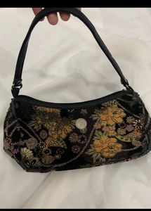 Stylish Floral Pattern Hobo Bag