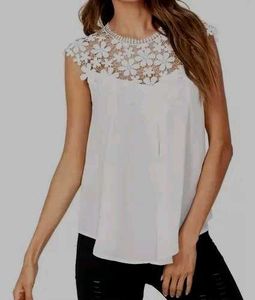 Elegant White Lace Collar Blouse