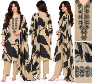 Elegant Beige Kurta Set with Black Leaf Print(unst