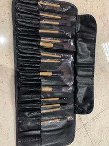 15 Makeup Brushes All Kinds With Bag (fixed Price)