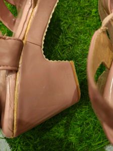 Chic Pink Platform Wedge Sandals