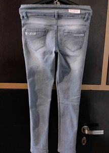 Women's Light Wash Slim Fit Jeans