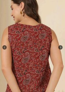 Maroon Paisley Print Sleeveless Blouse