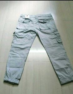 Grey cargo pant