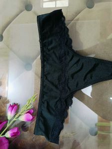🎀Black Lace Thong Panty🎀