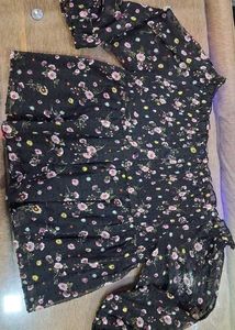 Chic Floral Print top