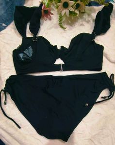 Chic Black Ruffle Bikini Set
