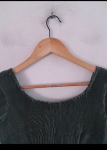 Wrinkled Blouse Cum Crop Top