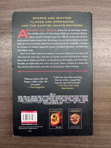 Hunger Games: Catching Fire By Suzanne Collins