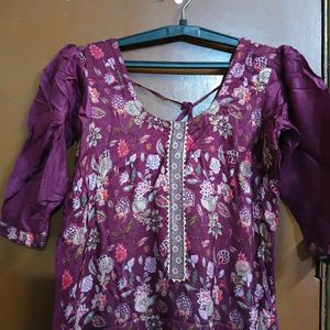 Beautiful Floral Print Kurta Set