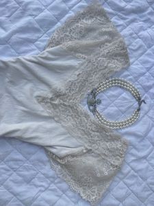 Horror porcelain doll lace top🕯️🗝️ (off white)