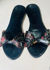 Chic Black sleeper, flats 🥿