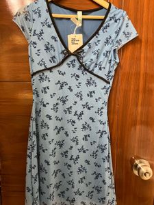 blue v neck floral dress