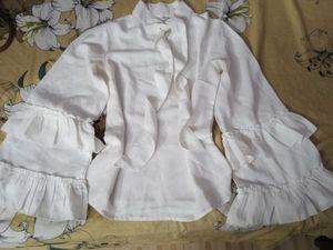 Chic White Ruffled Sleeve Top