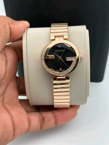 GUCCI PREMIUM QUALITY LADIES WATCH AT SALE