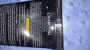 Globus Naturals Charcoal Peel-Off Mask