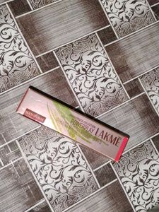 Lakme Powerplay Lipstick