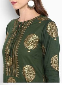 Meeranshi Women's Rayon Printed Kurta with Palazzo