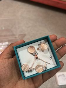 Elegant Rose Gold Jewelry Set