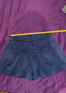 Blue pleated skort