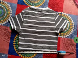 Chic Striped Cropped T-Shirt