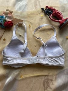 White And Black 0 Size Bra