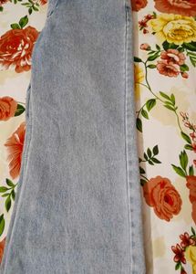 2 branded jeans ( charcoal and sky blue color)