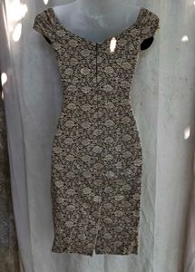 182510. Elegant Lace V-Neck Cap Sleeve Dress