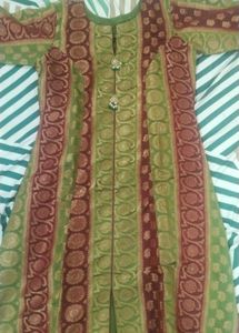 Elegant Printed Kurta with Pants