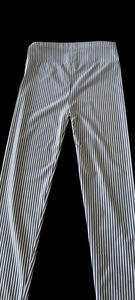 🆕Black 🖤 n White 🤍 High waist pant.