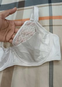 White Lace Bundle of 4 Bra
