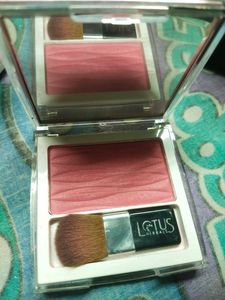 Blusher