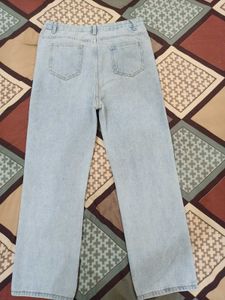 Urbanic Light Wash Jean